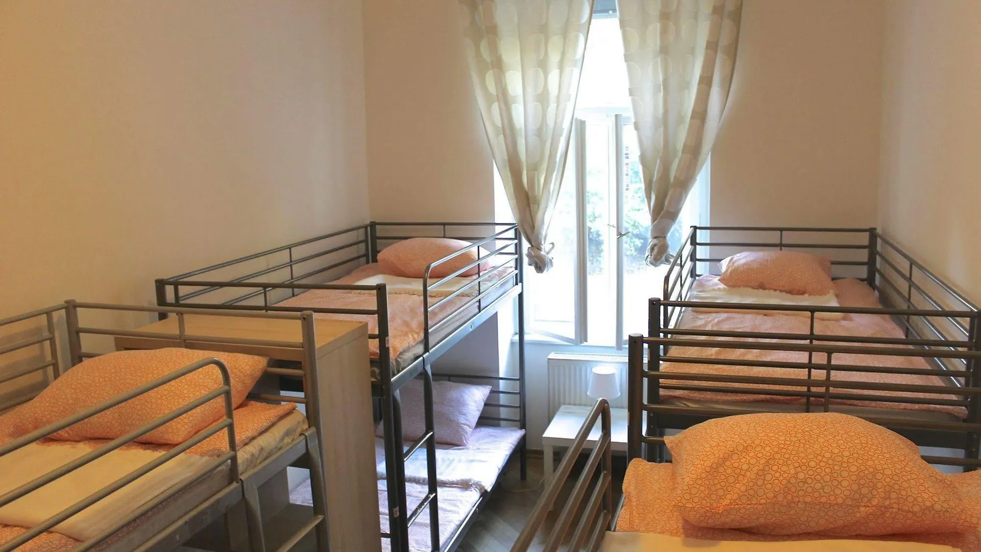 Prague Hostel Na Smetance